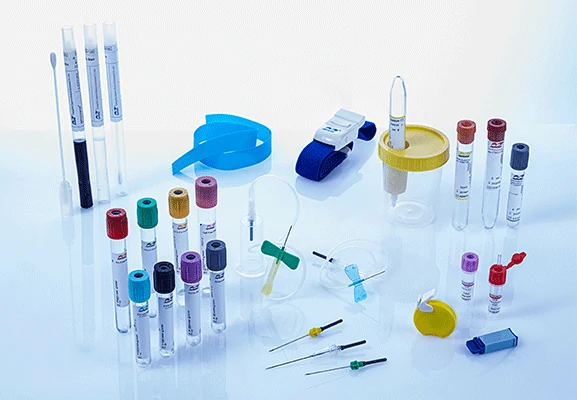Tubes de prélèvement sous vide, épicrâniennes et seringues stériles